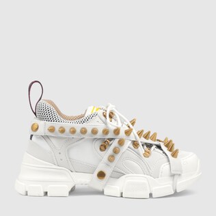 Women's Flashtrek sneaker with removable spikes