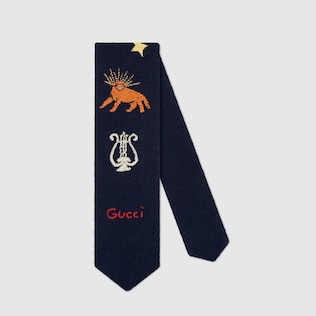 Wool tie with embroidery