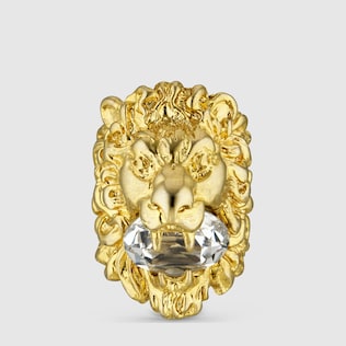 Anello testa di leone con cristallo
