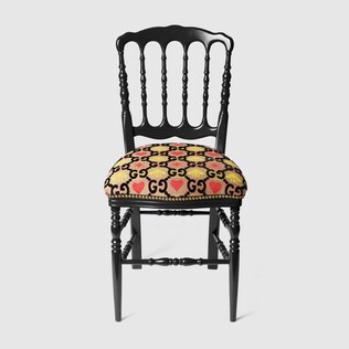 Chaise en bois avec jacquard GG