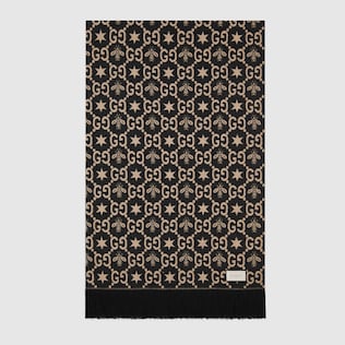 GG pattern throw blanket
