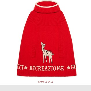 Children's poncho with deer