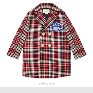 Kindermantel aus karierter Wolle mit Patches