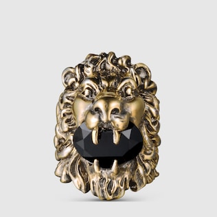 Ring mit Löwenkopf mit Swarovski-Kristall