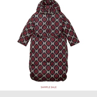 Veste bébé avec chancelière détachable