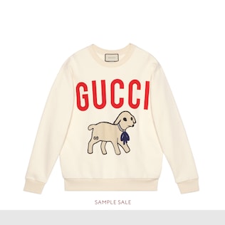 Übergroßer Pullover mit Lamm-Patch