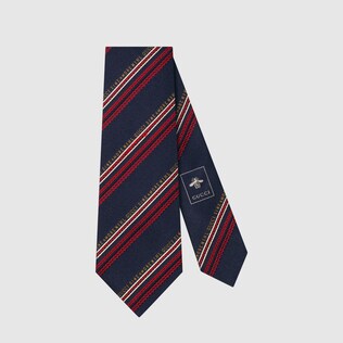 Cravate en soie avec « Sine Amore Nihil » Gucci