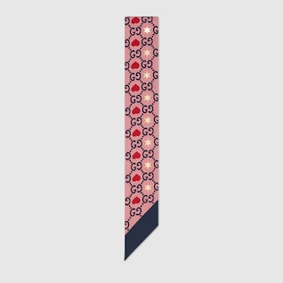 Silk neck bow