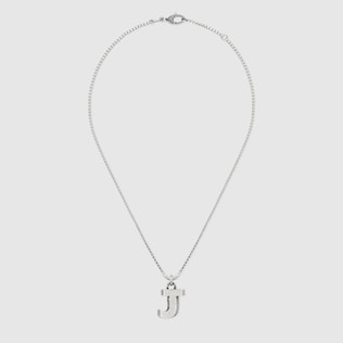 Halskette aus Silber mit „J“-Anhänger