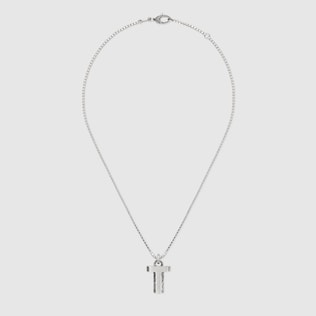 Collier avec lettre « T » en argent