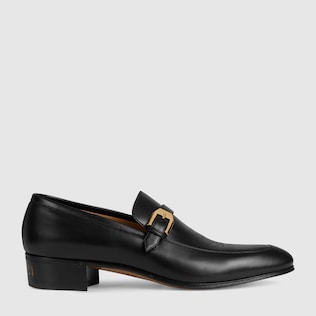 Leather loafer with brogue detail