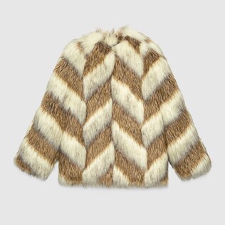 Veste en fausse fourrure avec chevron intarsia