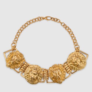 Collana con teste di leone