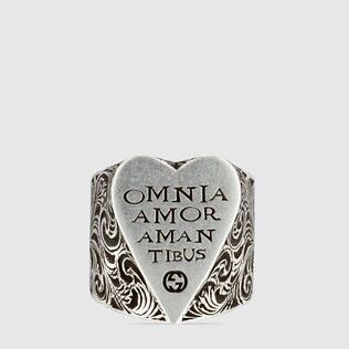 Anello in argento con cuore inciso