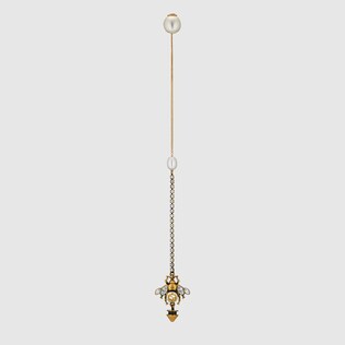 Single bee earring with pearl