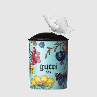Mittelgroße Kerze mit Flora-Print, Duft Inventum