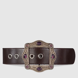 Ceinture avec boucle carrée ornée
