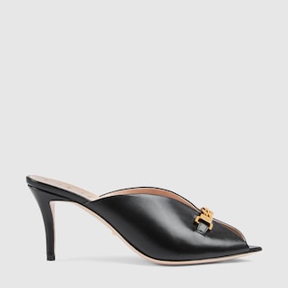 Women's slide sandal with chain