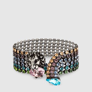 Armband mit kristallbesetztem Löwenkopf