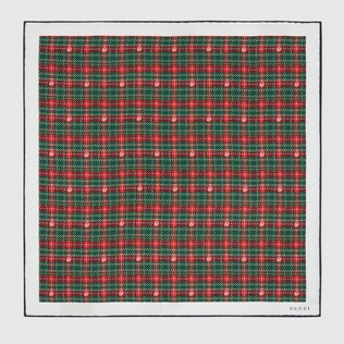 Carré de soie pour pochette à carreaux