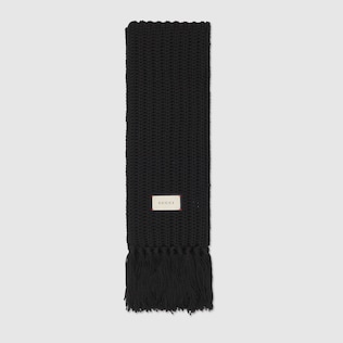 Knit wool scarf with Gucci label