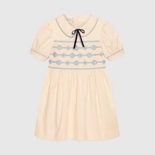 Abito in popeline con ricamo G punto smock