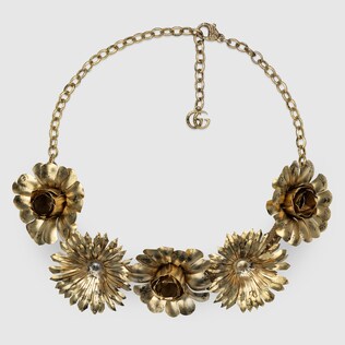 Collana con fiore