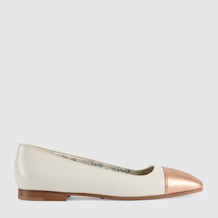 Women's ballet flat with Interlocking G