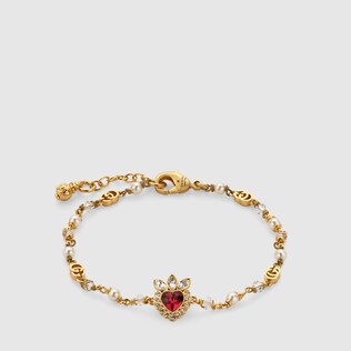 Armband mit herzförmigem Kristallstein