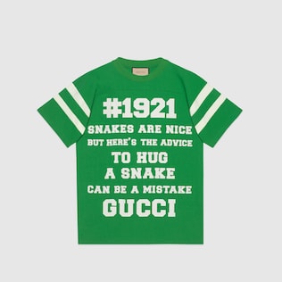 T-Shirt mit „To Hug a Snake“-Print