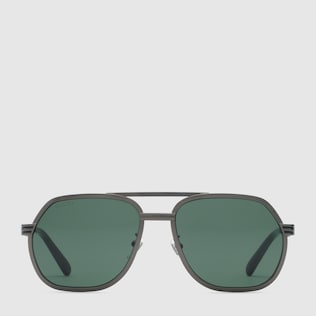 Navigator frame sunglasses