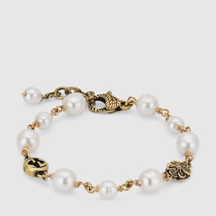 Interlocking G flower pearl bracelet