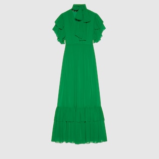 Vestido de chifón y organza con volantes
