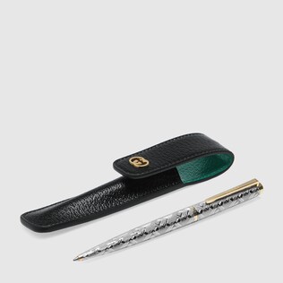 Stift mit Etui und geometrischem G Print