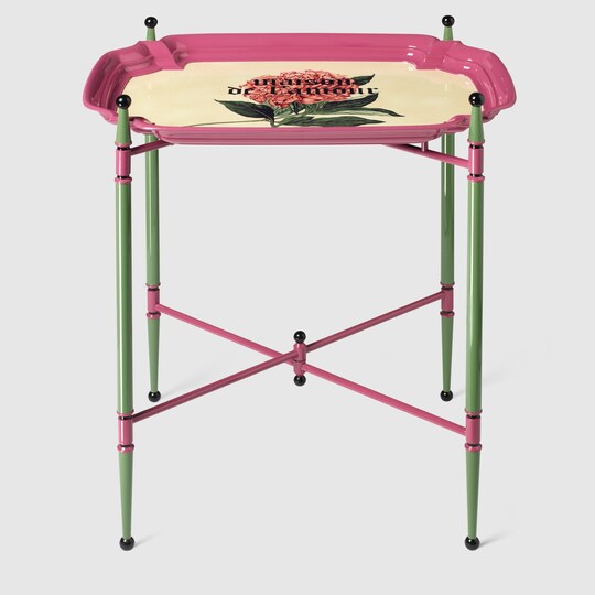 Gucci "Maison De L'Amour" print metal folding tray. 2 Gucci "Maison De L'Amour" print metal folding tray. 2