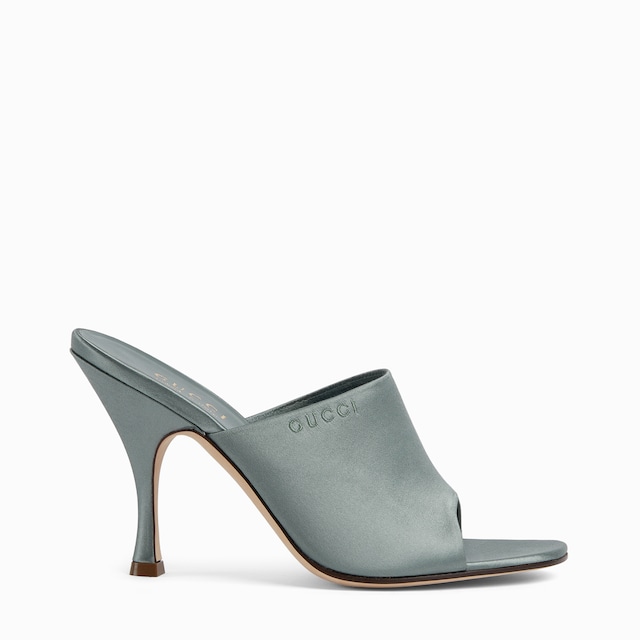 Women's slide sandal