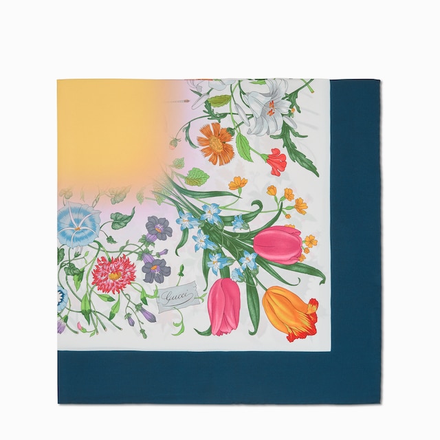 90 x 90 project printed silk carré