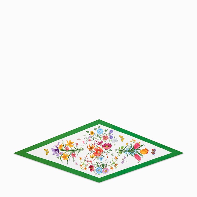 Rautenförmiges Halstuch aus Seidentwill mit Print