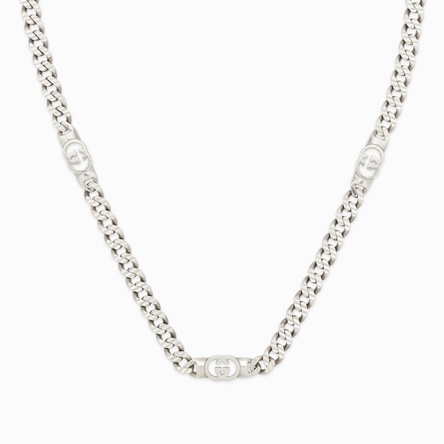قلادة Gucci Interlocking على شكل سلسلة