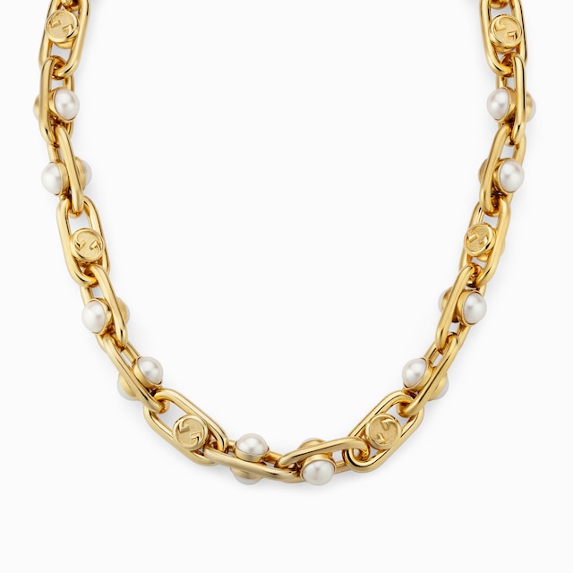 Necklace with mobile pearls