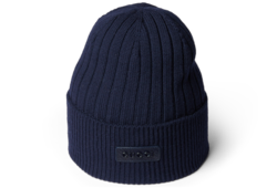 Bonnet en maille de laine côtelée