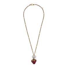 Collier avec pendentif fraise