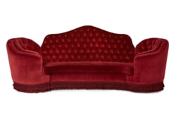 Camelback-Sofa mit Capitonné-Steppung