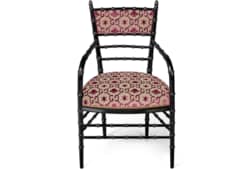 Silla Chiavari con reposabrazos, GG y abejas