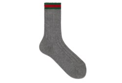Kindersocken aus gerippter Baumwolle mit Web