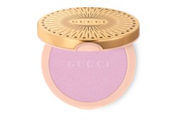 02, iluminador en polvo Gucci Glow