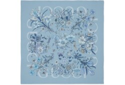 Pañuelo de seda con estampado