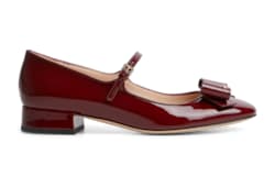 Women's ballet flat with bow