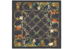 Vierecktuch aus Seidentwill mit Print