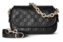 GG Emblem small shoulder bag